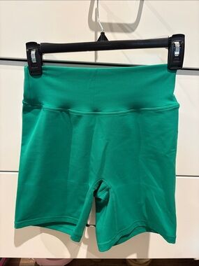 P'tula Emerald Green High-Rise Bike Shorts